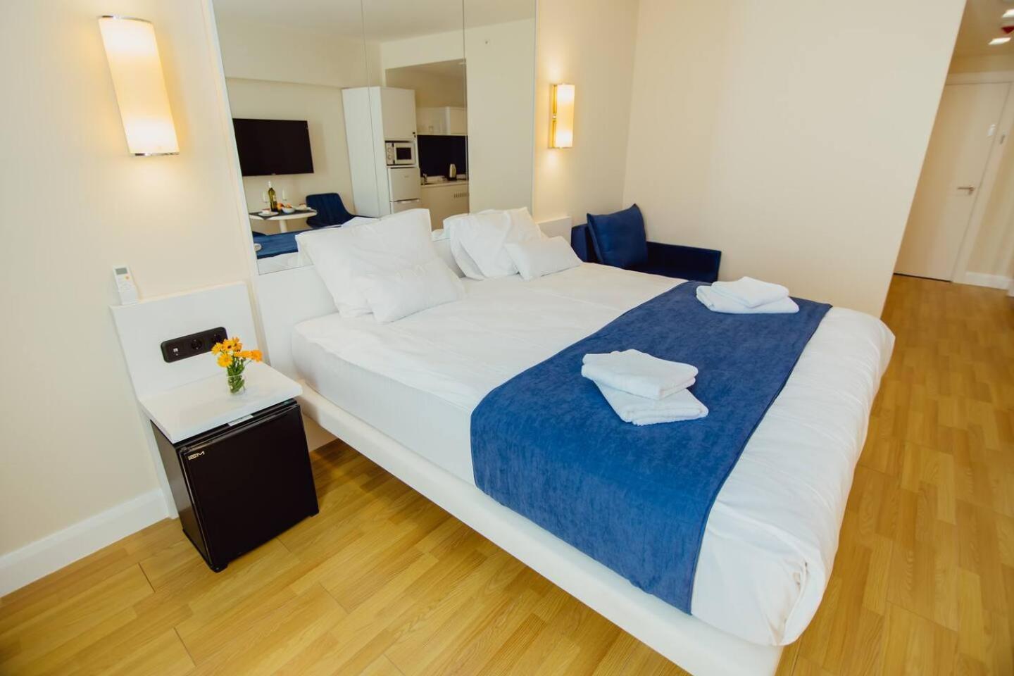 Orbi City Block A Floor 10 Room 40 Батуми Экстерьер фото