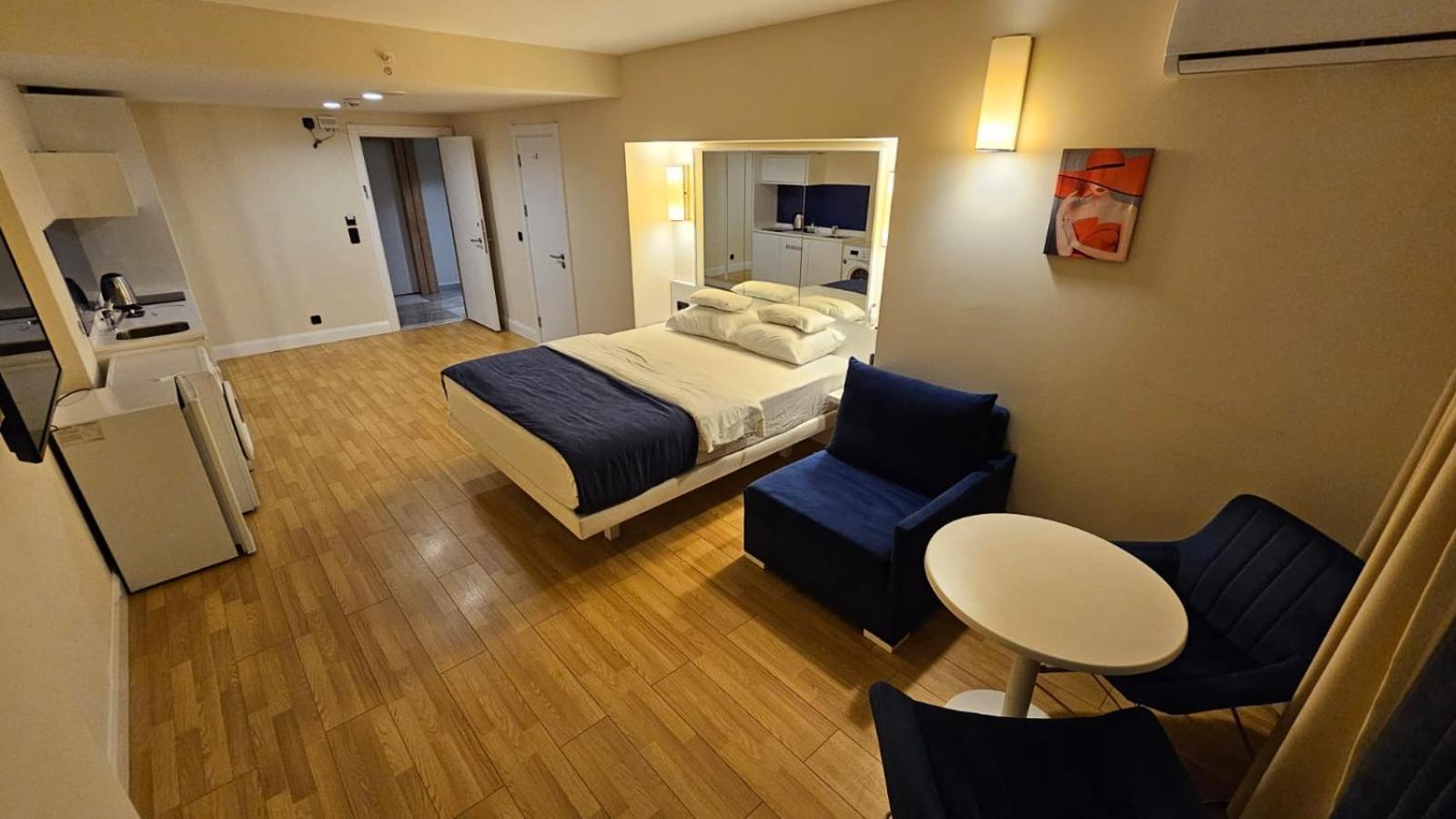 Orbi City Block A Floor 10 Room 40 Батуми Экстерьер фото